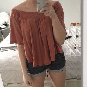 american eagle off the shoulder top